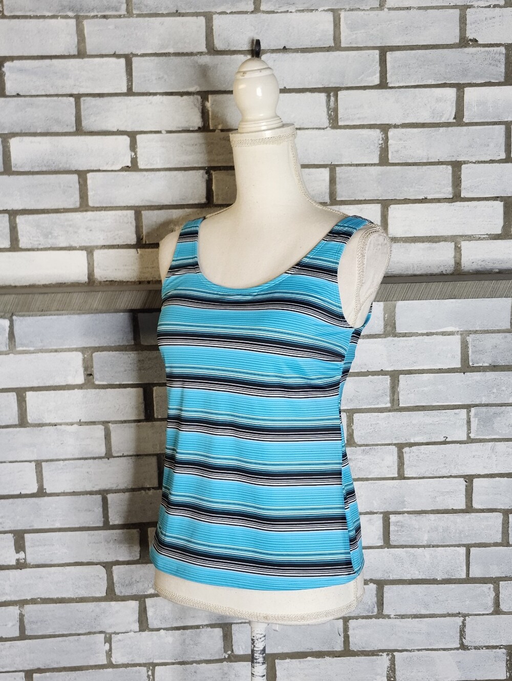 • NWOT L.L. Bean Women's Striped Tankini Swim Top Sz 6 Teal Multicolor UPF 50+
